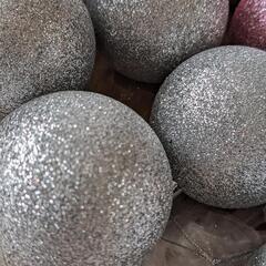 クリスマスツリーオーナメント（ラメシルバーとラメピンク）の画像