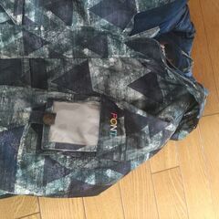 スノーウェア　上下　手袋＆ゴーグル付の画像