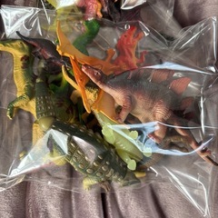 恐竜ランダム一袋200円