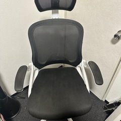 ゲーミングチェア
