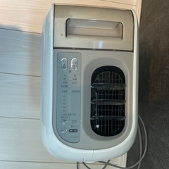 加湿器、空気清浄機
シャープ、無料　の画像