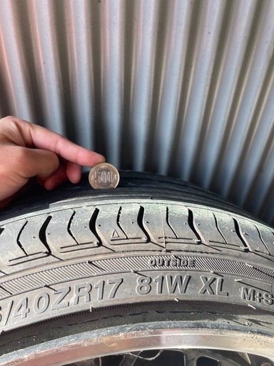 ホイールタイヤ　マトリックス9J17インチ