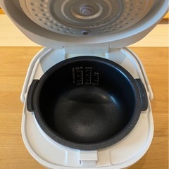 SHARP 炊飯器 KS-CF05A-W  の画像