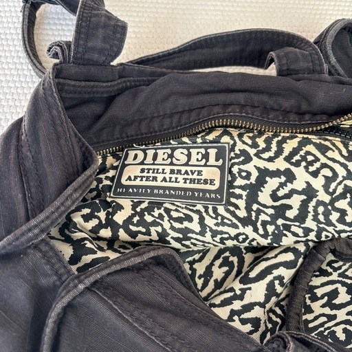 ディーゼルキャンパスボストンバッグ