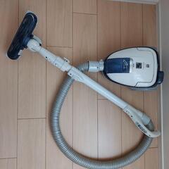 キャニスター型掃除機