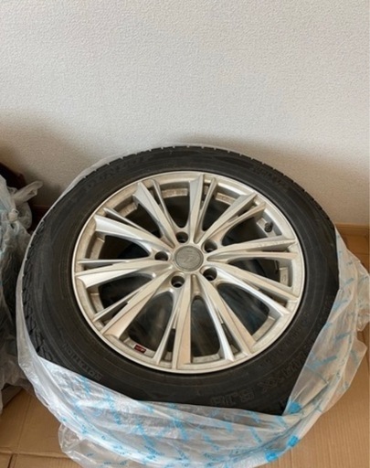 　215/60R17スタッドレス付き 