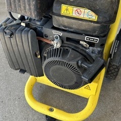 ケルヒャーエンジン高圧洗浄機