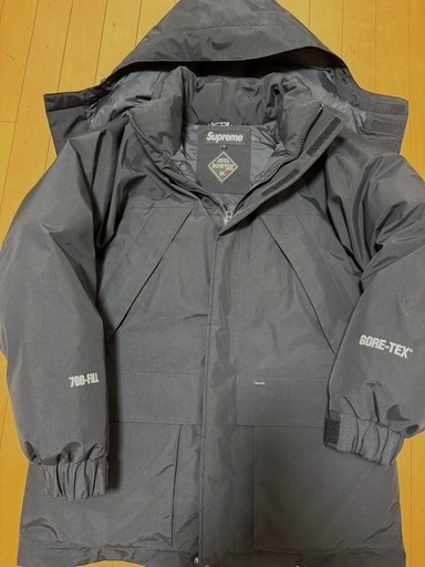 Supreme GORE-TEX 700Fill down parka
