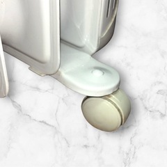 ZASS❤電気オイルヒーター　10段階温度調整　コード収納・キャスター付き　暖房器具の画像