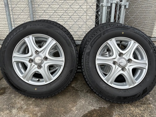 近所無料でお届け 軽自動車　スタッドレス 145/80R/13 VRX3 ブリヂストン