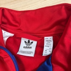 アディダス　キッズ　上着　140サイズの画像