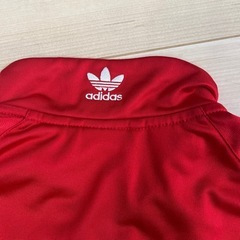 アディダス　キッズ　上着　140サイズの画像