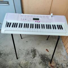 電子ピアノ