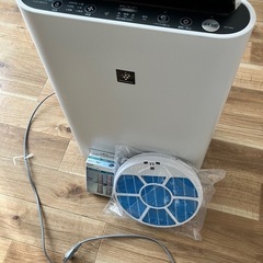空気清浄機　加湿機能付きSHARPの画像