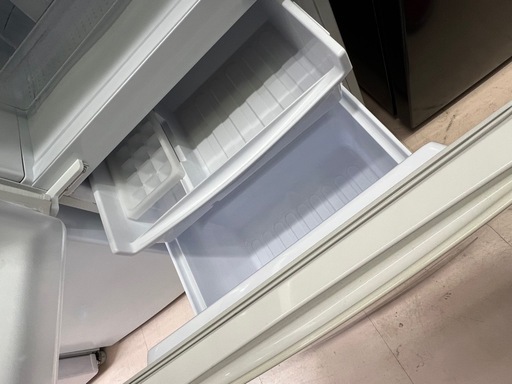 美原店 冷蔵庫 2ドア 137L 2019年製 シャープ SJ-D14E-W ホワイト
