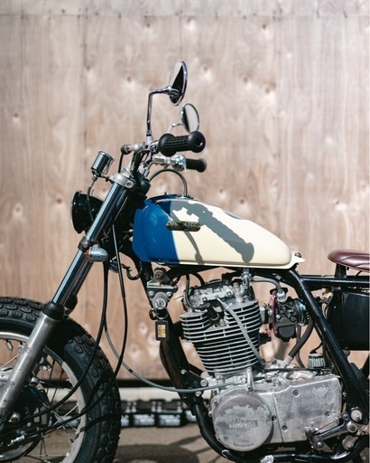 YAMAHA SR400 1JR トラッカー カスタム