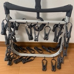 【カインズ】引っ張って取り込みやすいハンガー 40ピンチの画像