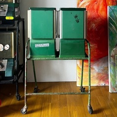 ガチャマシーン ガチャガチャ本体 の画像