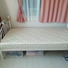 可愛いベッド、マットセット差し上げますの画像