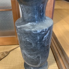 大きな花瓶　の画像