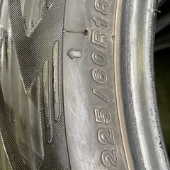 225/60R18 4本　アイスガードSUV ヨコハマタイヤ