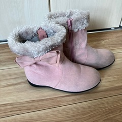 BeBeリボンブーツ
の画像