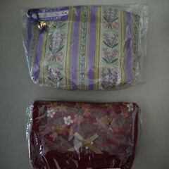 （価格変更）新品未使用　ポーチ・巾着4点の画像
