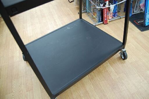 共栄商事 テレビ什器 幅83×奥70×高112cm 3段 キャスター付き 電源タップ テレビ台 TV台 業務用 プロジェクター台  札幌市 清田区 平岡