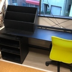 机付きロフトベッド（棚付き）の画像