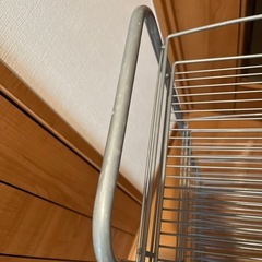 受け渡しのお話し中です。スチールラックの画像