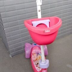 たためる ディズニー プリンセス キックスクーター キックボードの画像