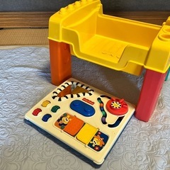 フィッシャープライス くるりんテーブルの画像