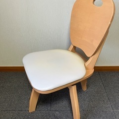 回転式チェアの画像