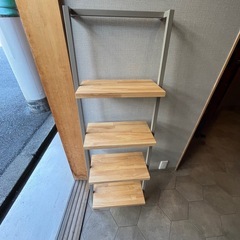 立てかけシェルフの画像