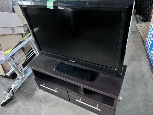 TOSHIBA　32V型 液晶テレビ REGZA　32A1