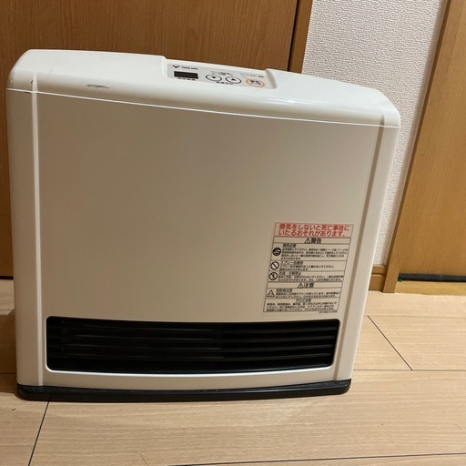 ガスファンヒーター