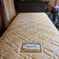 シモンズ　シングルベッドマットレスのみ　の画像