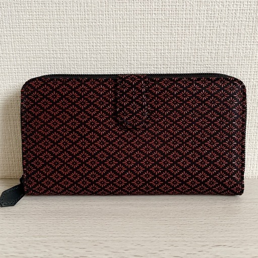 ☆お値引可能☆【極美品】印傳屋  長財布 多収納財布 Wallet 菱菊柄