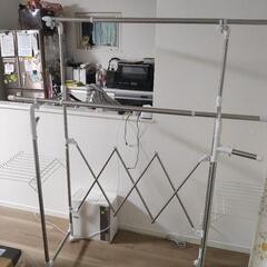 Costco コストコと思う。洗濯ラックの画像