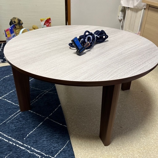 まあるいコタツ