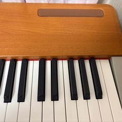 YAMAHA 電子ピアノ P-120（イス付き）