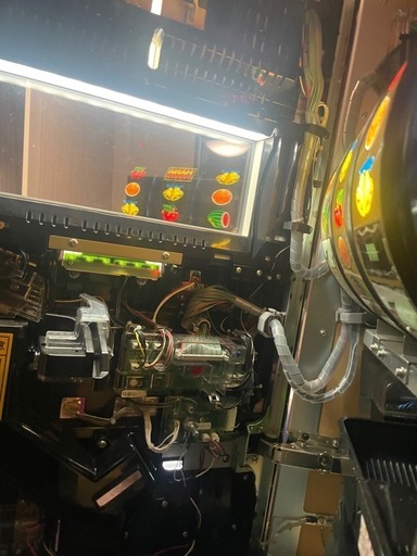 スロット実機 Sハナハナ鳳凰天翔30 (メダル機)
