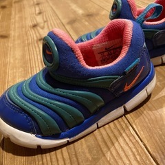 【お値下げしました！】NIKEキッズスニーカー13cmの画像