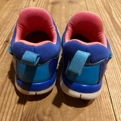 【お値下げしました！】NIKEキッズスニーカー13cmの画像