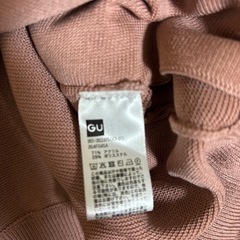 【決定しました】【値下げ‼️】新品未使用品‼️GU カーディガン(大人っぽいピンク)の画像