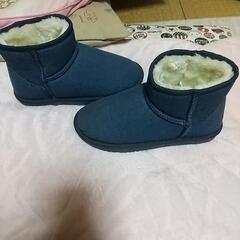 ムートンブーツの画像