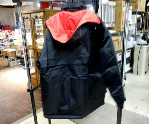 レア コカ・コーラ 冬季イベント用 スタッフジャンパー コート ブラック Mr.MOVAL製 Fサイズ ブラック×レッド 札幌市 新道