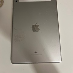 Apple iPad 第5世代 Cellular / 32GBの画像