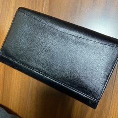 皮　alpharo長財布の画像