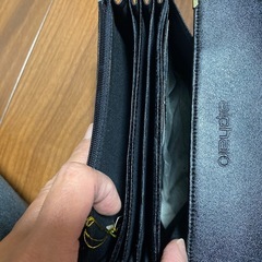 皮　alpharo長財布の画像